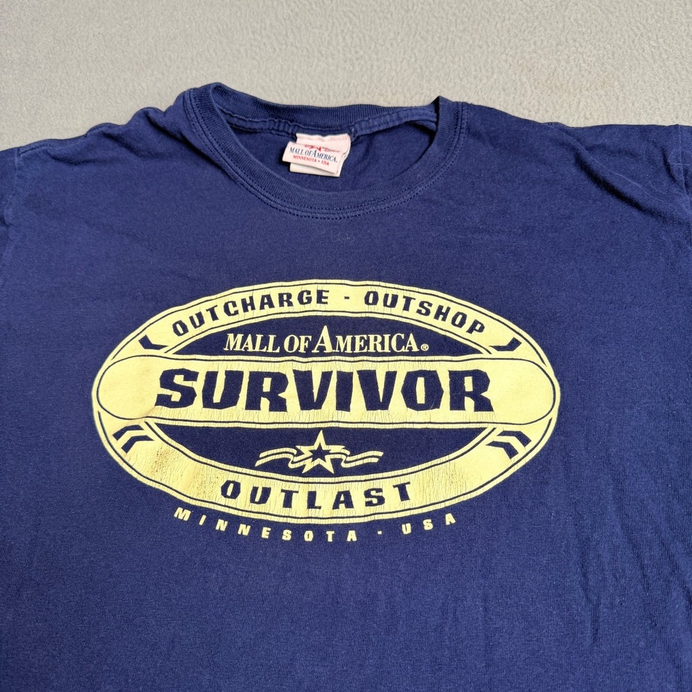 Vintage Mall of America Survivor T-Shirt Navy Blue Graphic Tee Medium MN USA